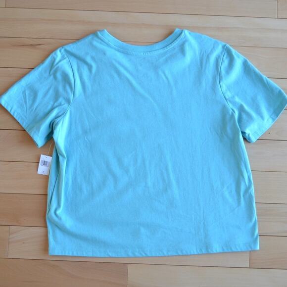 NWT Disney Magic Every Day Short Sleeve Tee - Picture 5 of 5